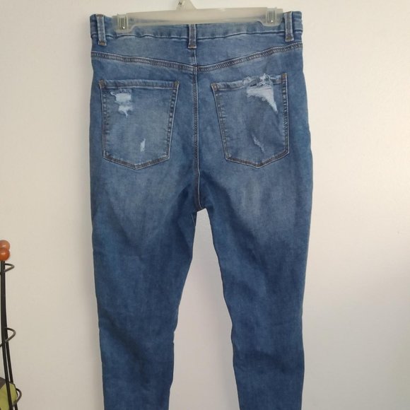 No Boundaries - Picture 2 of 3